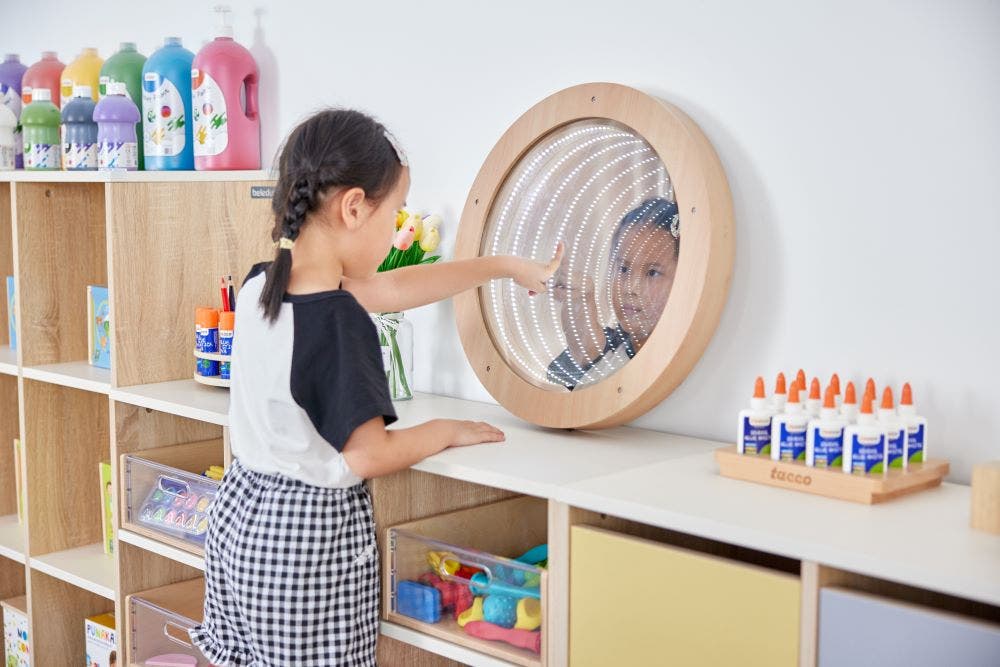 Circular Infinity Mirror