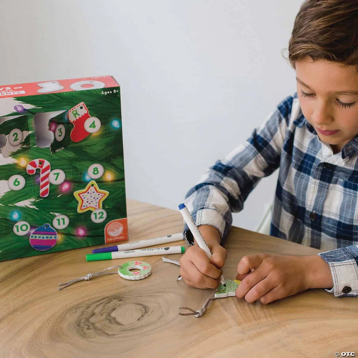 Colour Your Own 12 Days of Ornaments - Image 4