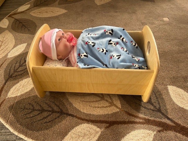 Cradle Bedding for Dolls - Image 4