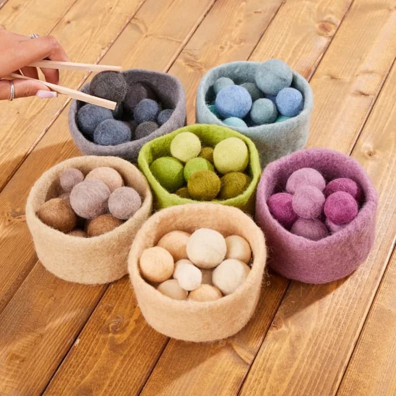 Feltalas Bowls and Balls - Image 2