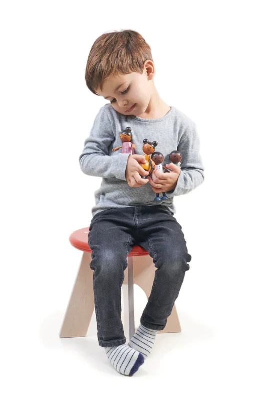 Humming Bird Doll Family - Image 2