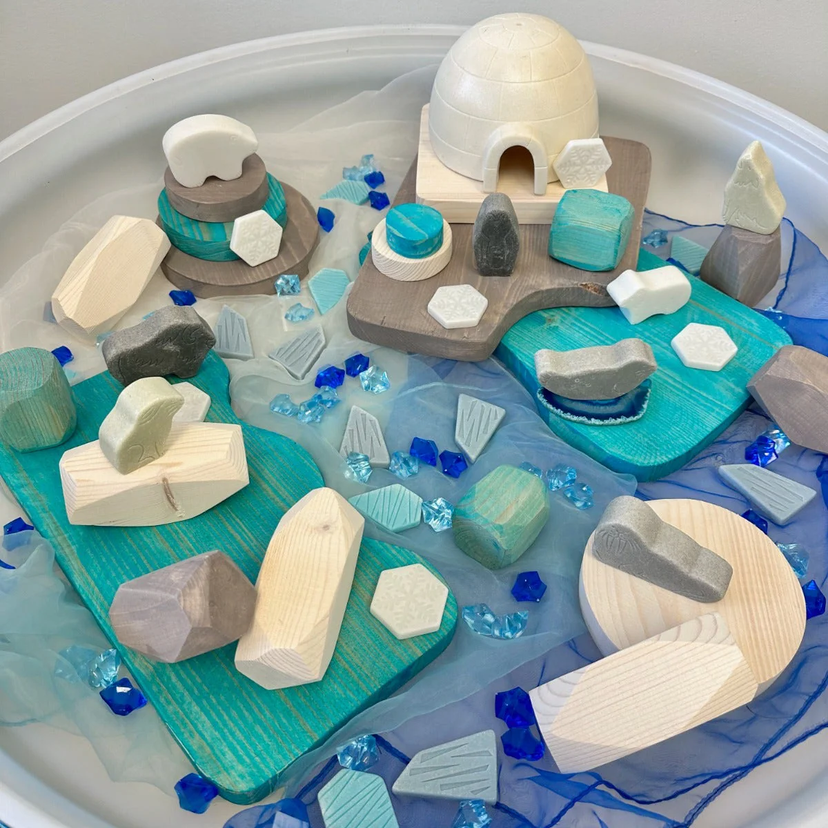 Ice Scene Set - Image 5