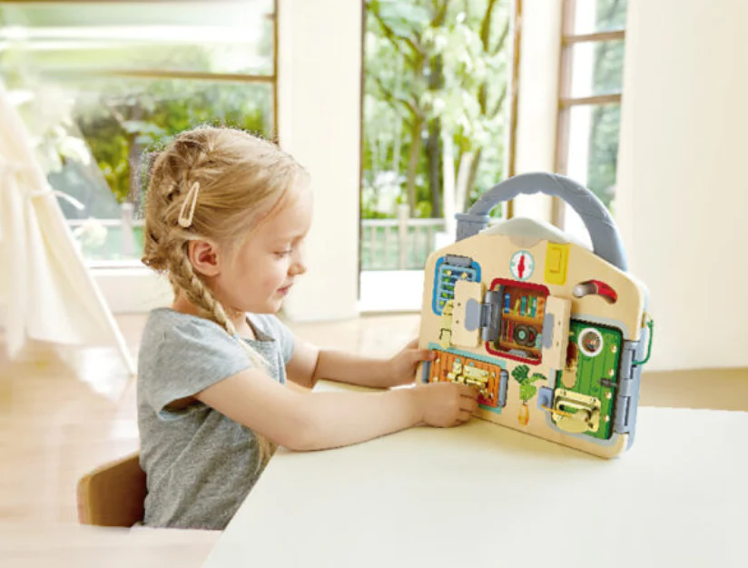 Lock & Learn Playboard by Hape - Image 4