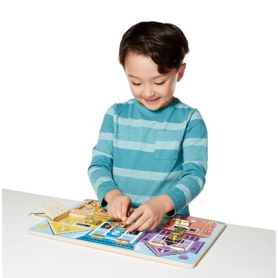Locks & Latches Board Puzzle Melissa & Doug - Image 4