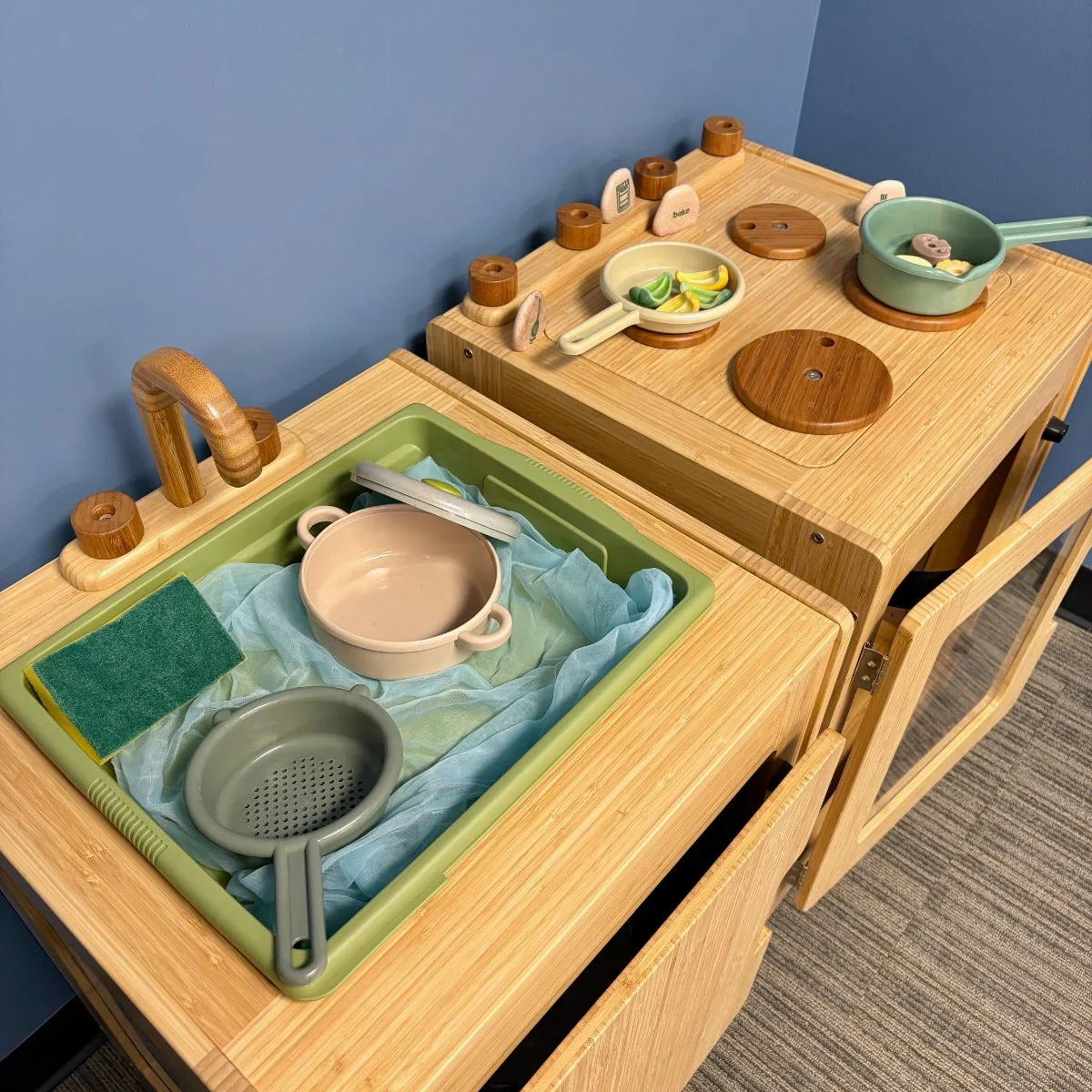 Make-Believe Kitchen Set - Image 8