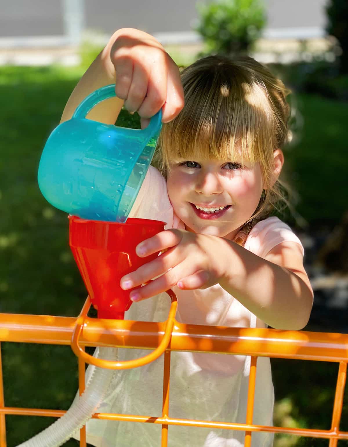 Mobile Water Table-Splash Fun - Image 3