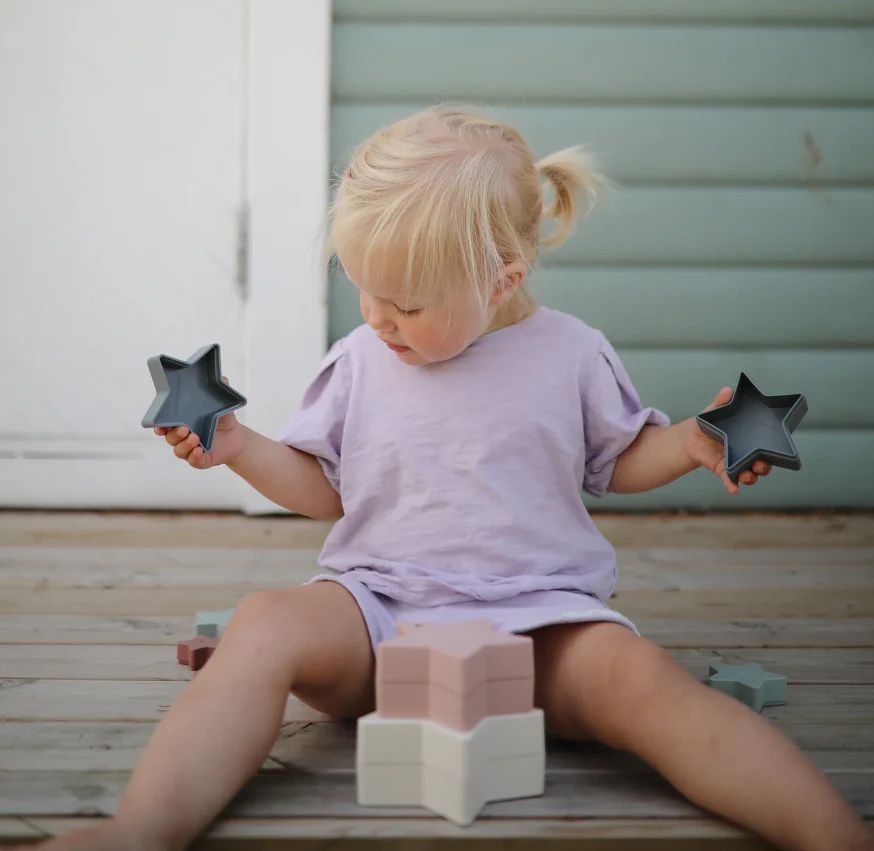 Nesting Stars - Image 3