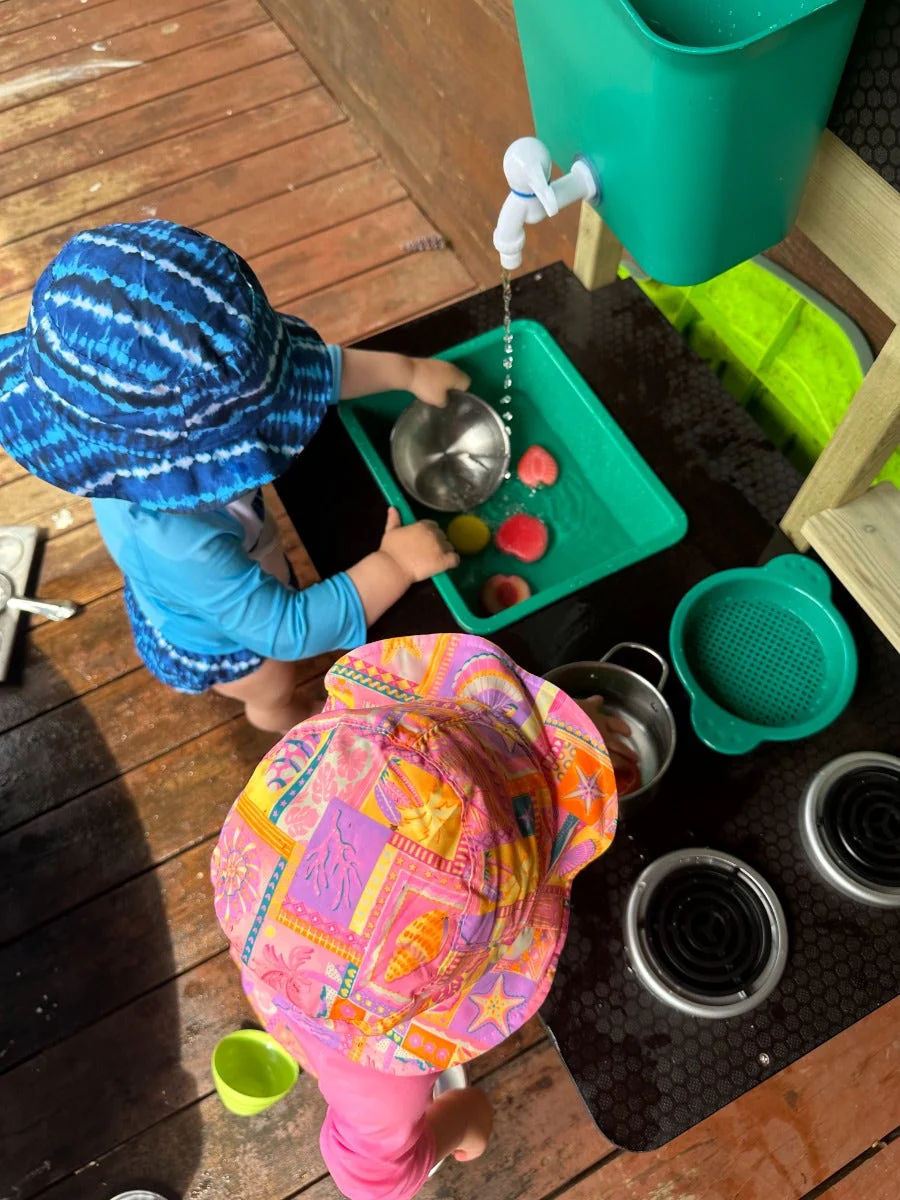 Outdoor Kitchen by Hape - Image 2