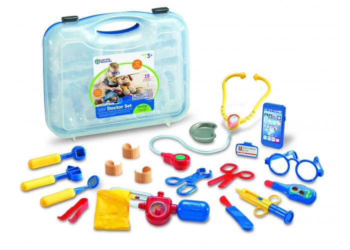 Pretend & Play Doctor Set - Image 2