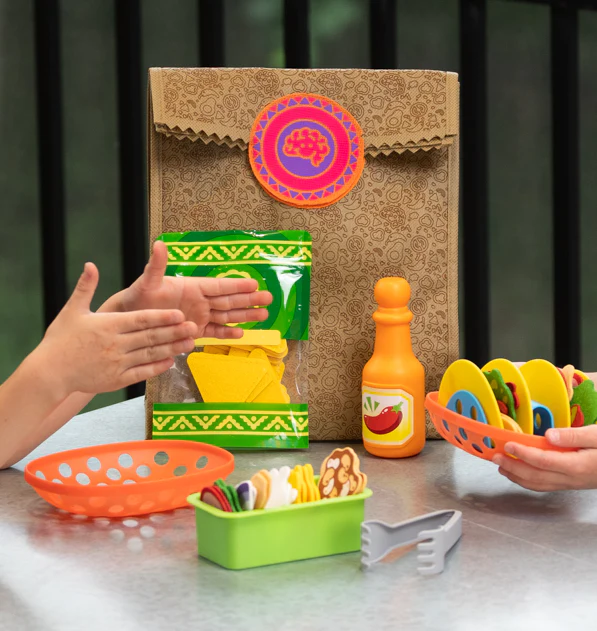 Pretendables Nacho Set by Fat Brain Toys - Image 3