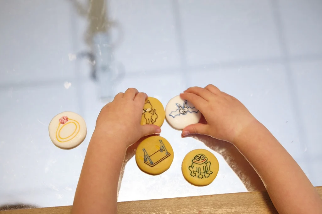 Rhyming Pebbles 16 pcs - Image 3