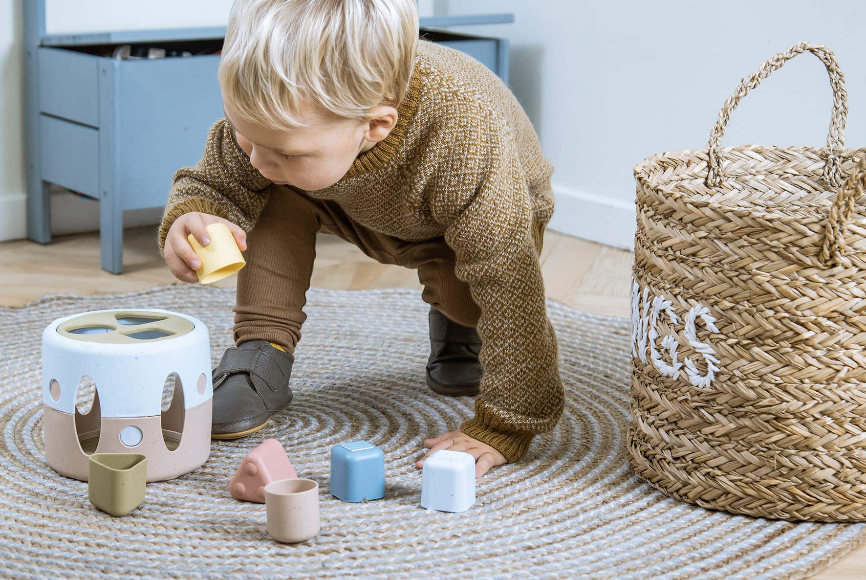 Tiny Bio Shape Sorter - Image 4