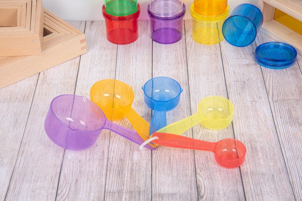 Translucent Colour Measuring Cups - Image 3