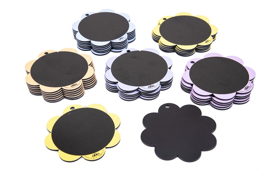 TTS Eco Outdoor Mini Daisy Hanging Chalkboards - Image 3