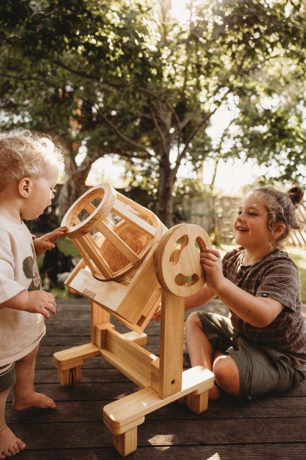 Wooden Cement Mixer - Image 4