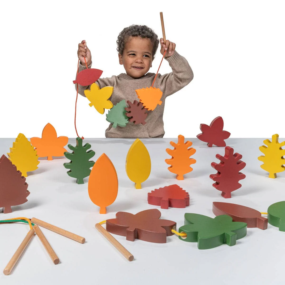 Wooden Lacing Leaves - Image 3