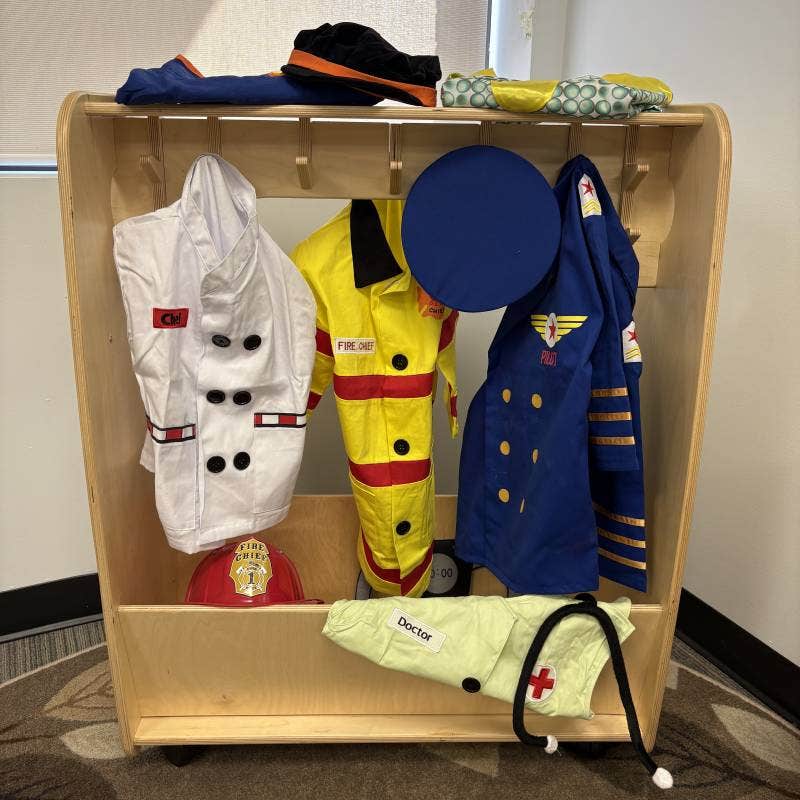 Woodlyn Dress Up Nook - Image 6