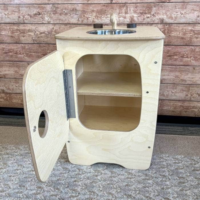 Woodlyn Kitchen Sink for Preschoolers 15inL x 24.75inH - Image 4